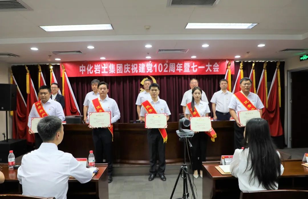 ��������VI�����ٿ���ף����102�����ߡ���һ�����